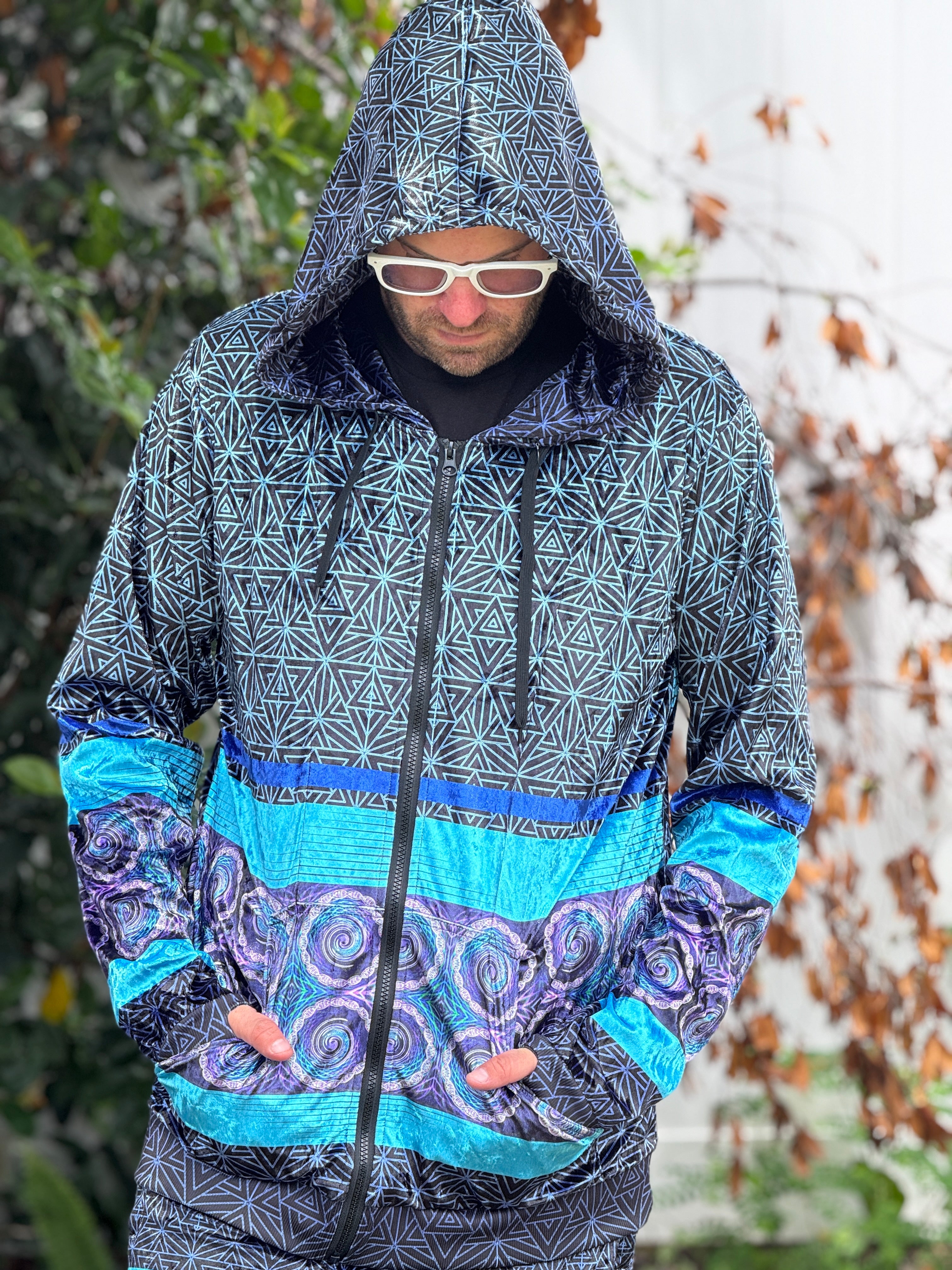 MIXTA／ミクスタ　MOUNTAIN LION HOODIE パーカー MIXTA/ミクスタ MOUNTAIN LION HOODIE パーカー パーカー